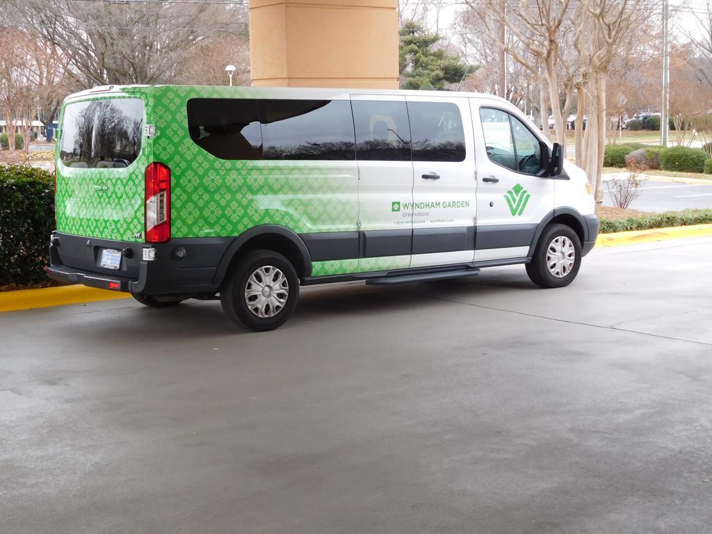 Wyndham Garden Greensboro Bagian luar foto